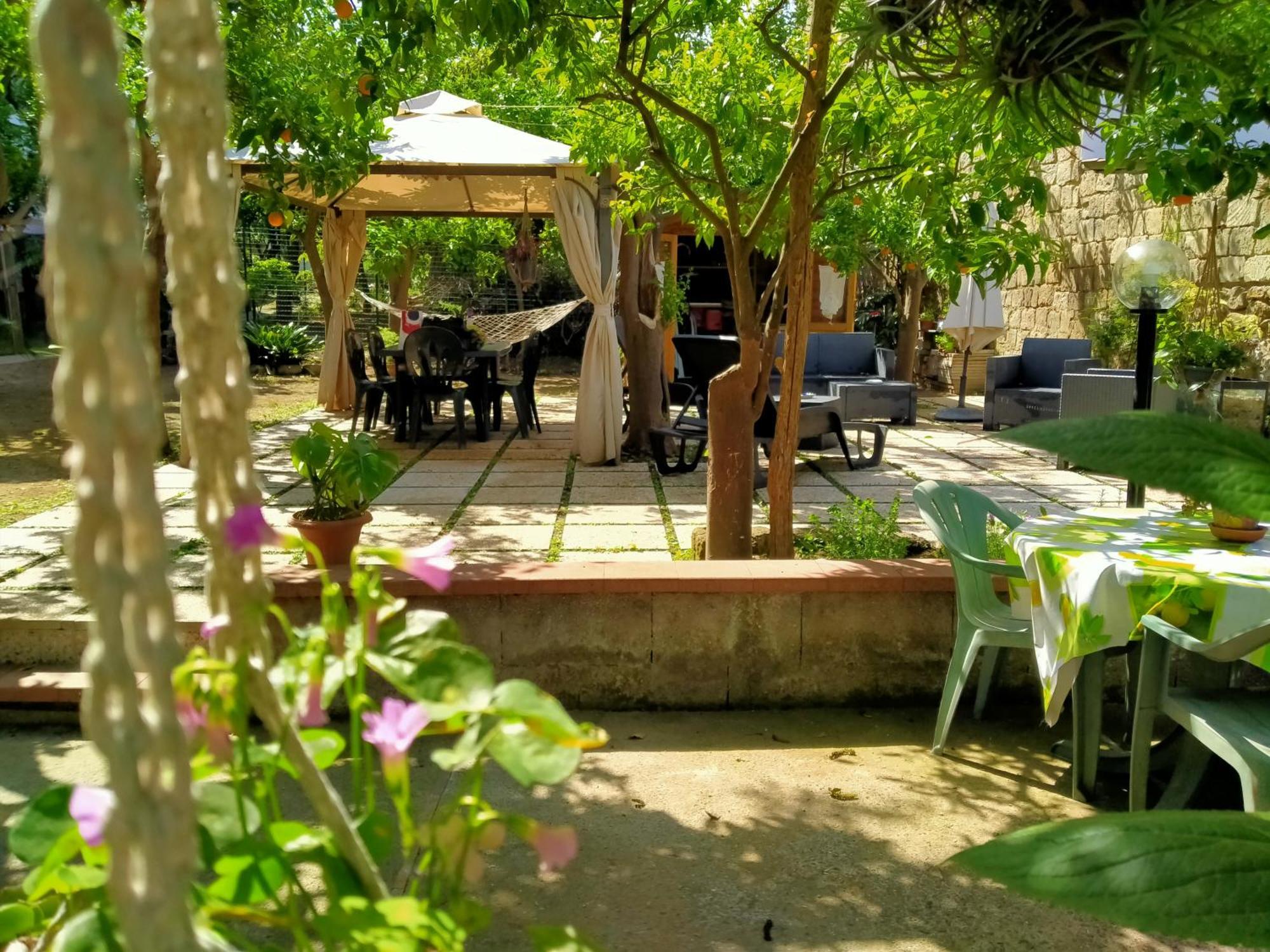 Villino L'Aranceto Sorrentino Bed & Breakfast Meta Phòng bức ảnh