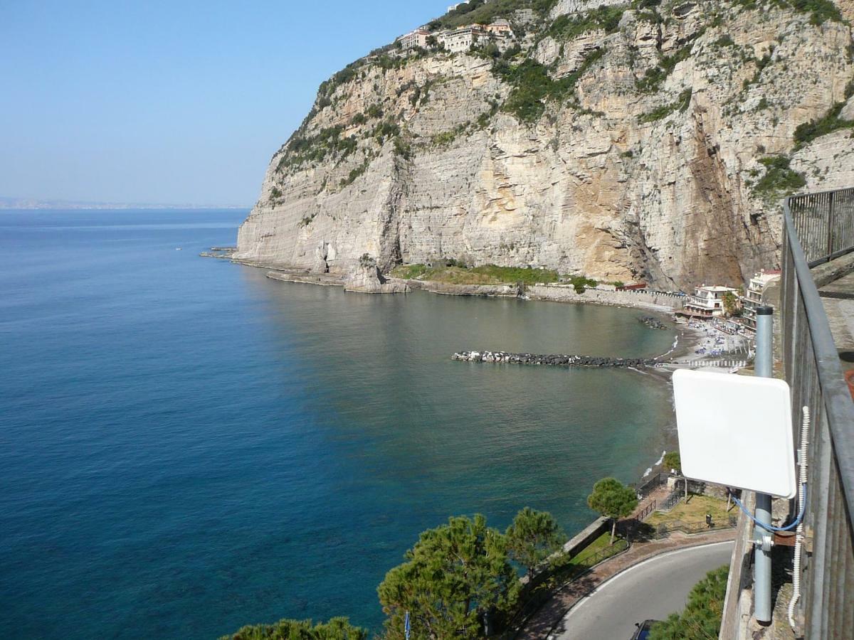 Villino L'Aranceto Sorrentino Bed & Breakfast Meta Ngoại thất bức ảnh